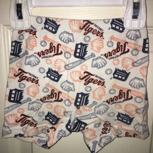 Detroit tigers shorts sz 12 months